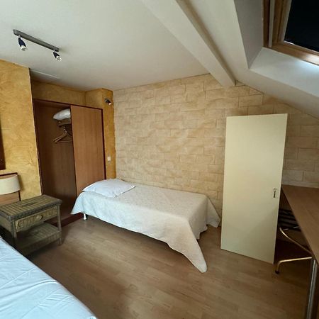 Hotel Bosquet Pau Centre - Self Check In Budget Hotel Exterior photo